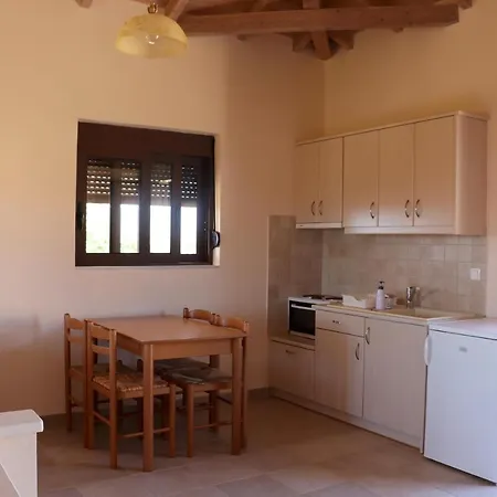 Takis Bizos House 1 * Koróni