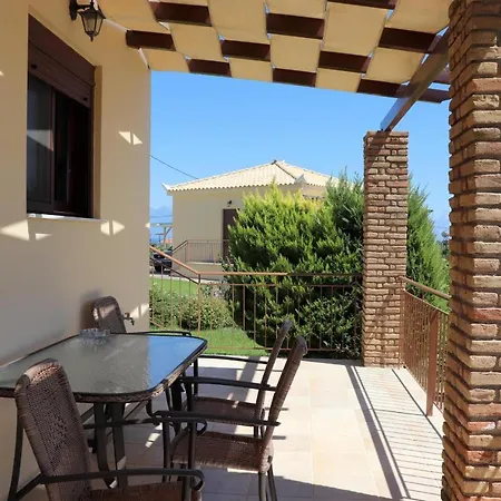 Takis Bizos House 1 * Koróni