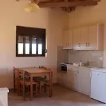 Takis Bizos House 1 * Koróni