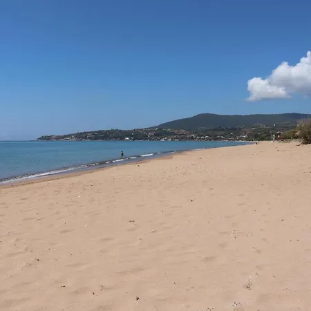 Takis Bizos House 1 度假居 Koróni