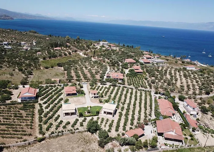 Takis Bizos House 1 Koróni